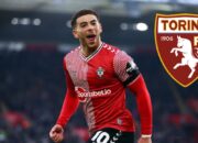 Torino Datangkan Mantan Penyerang Southampton Che Adams